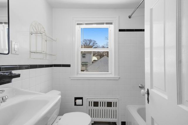 67 Longfellow Rd, Watertown, MA 02472