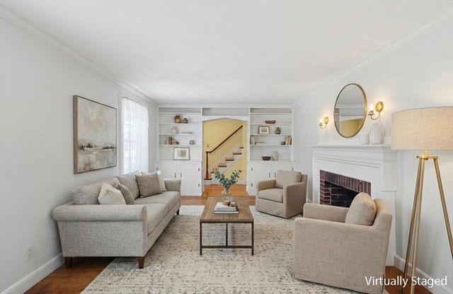 67 Longfellow Rd, Watertown, MA 02472