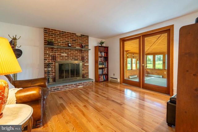 152 BETCHER RD, Collegeville, PA 19426