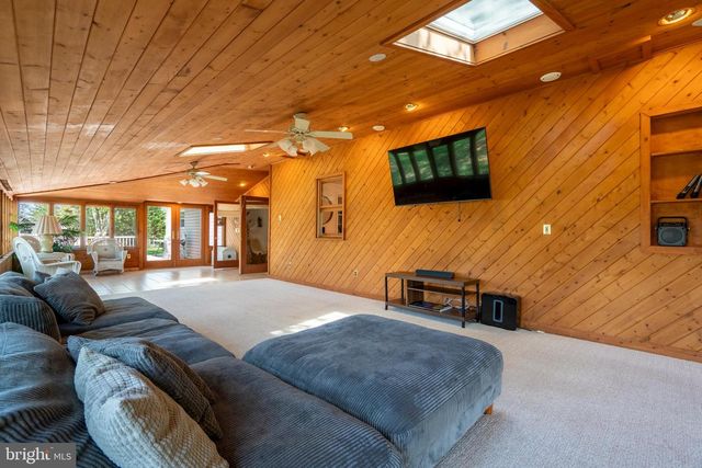 152 BETCHER RD, Collegeville, PA 19426