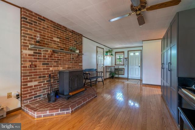 152 BETCHER RD, Collegeville, PA 19426