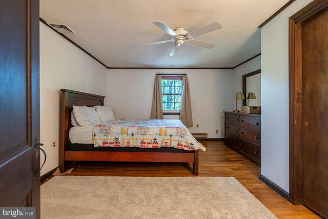 152 BETCHER RD, Collegeville, PA 19426