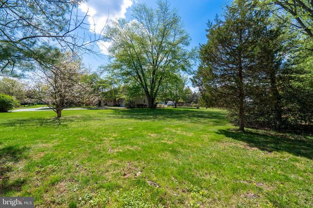 152 BETCHER RD, Collegeville, PA 19426