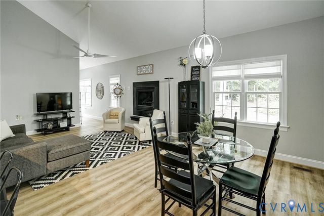 7470 Quail Run Ln, Mechanicsville, VA 23116
