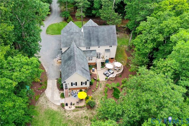 7470 Quail Run Ln, Mechanicsville, VA 23116