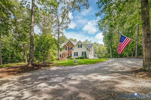 7470 Quail Run Ln, Mechanicsville, VA 23116
