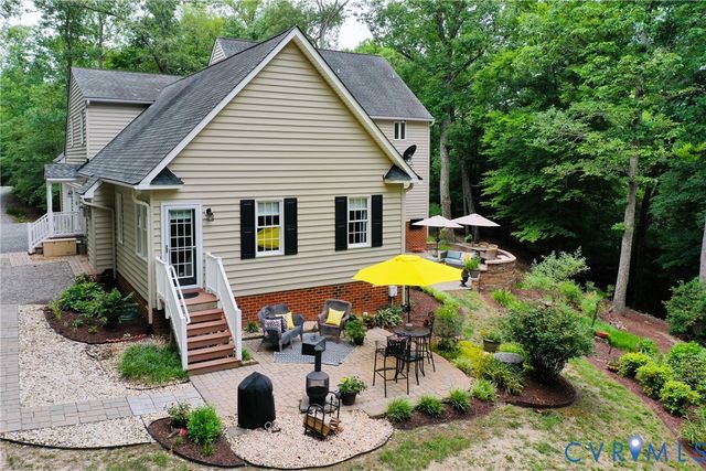 7470 Quail Run Ln, Mechanicsville, VA 23116