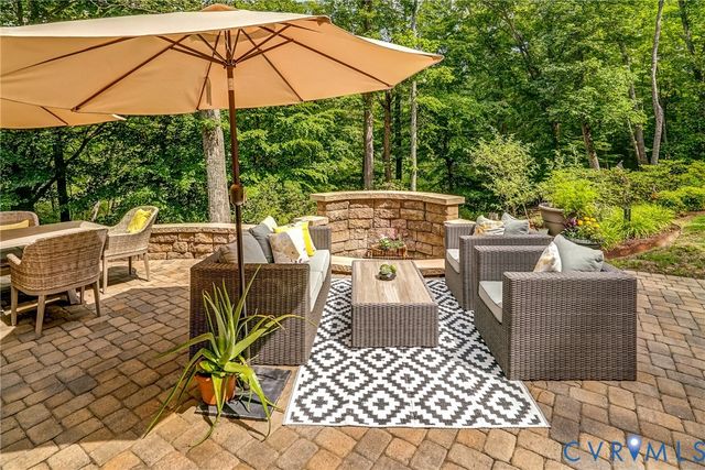 7470 Quail Run Ln, Mechanicsville, VA 23116