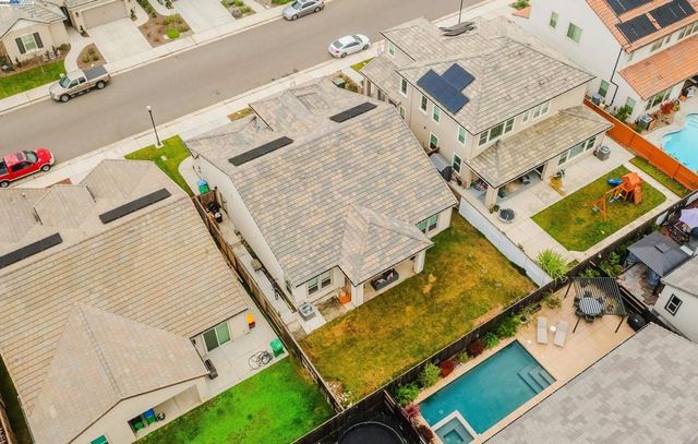 2929 Cammie Ln, Lodi, CA 95242