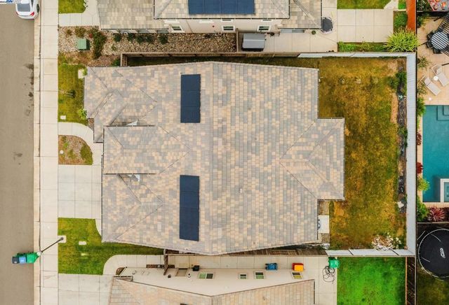 2929 Cammie Ln, Lodi, CA 95242