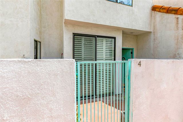 1340 Glenwood Road 4, Glendale, CA 91201