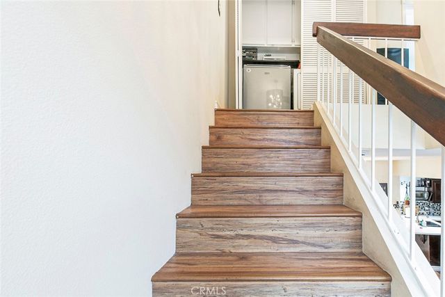 1340 Glenwood Road 4, Glendale, CA 91201
