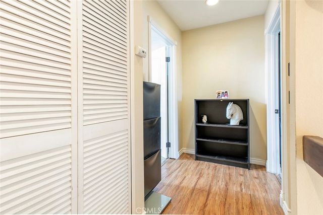 1340 Glenwood Road 4, Glendale, CA 91201