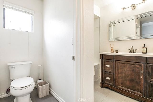 1340 Glenwood Road 4, Glendale, CA 91201