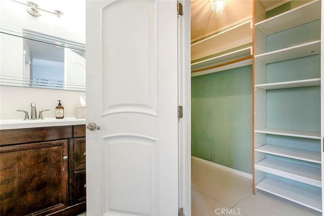1340 Glenwood Road 4, Glendale, CA 91201