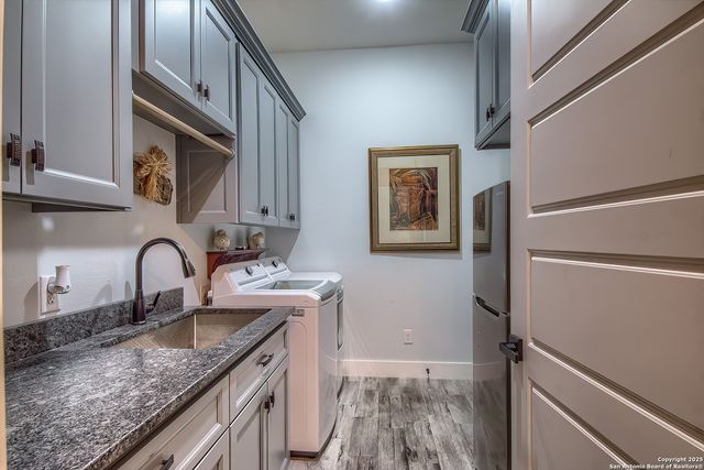 452 Wentworth, Spring Branch, TX 78070