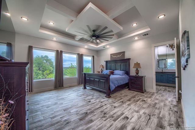 452 Wentworth, Spring Branch, TX 78070