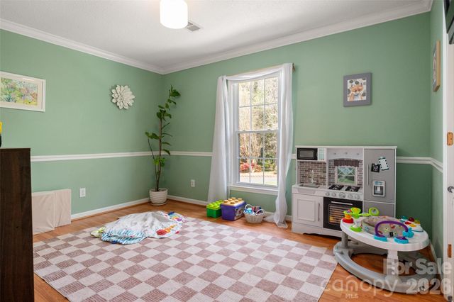 4932 Foxden Court, Charlotte, NC 28227