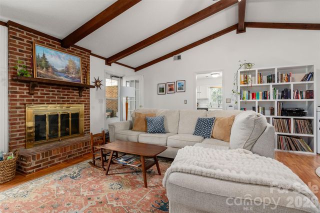 4932 Foxden Court, Charlotte, NC 28227