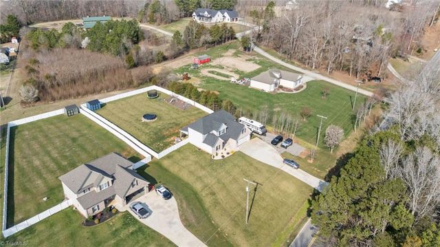 3821 Friendship Ledford Road, Winston-salem, NC 27107