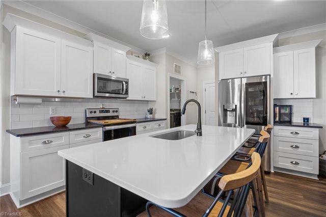 3821 Friendship Ledford Road, Winston-salem, NC 27107