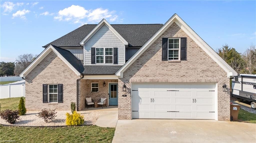 3821 Friendship Ledford Road, Winston-salem, NC 27107