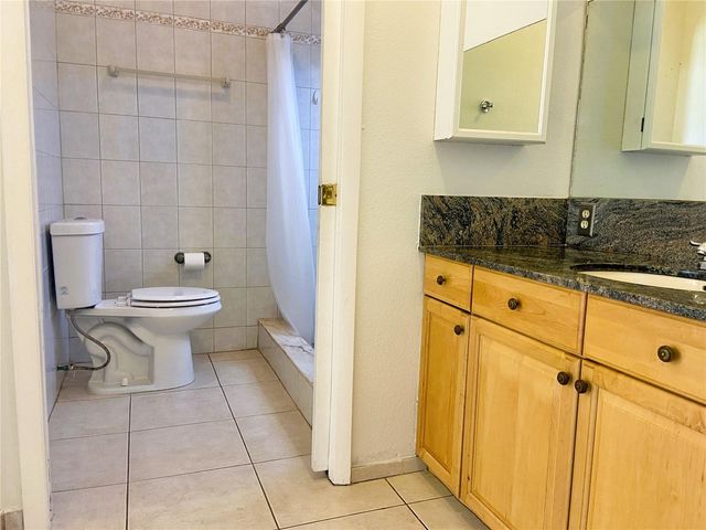 7306 KINGSBURY CIRCLE, Tampa, FL 33610