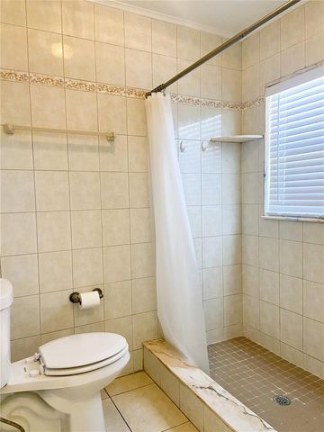 7306 KINGSBURY CIRCLE, Tampa, FL 33610