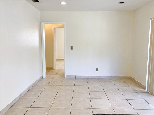 7306 KINGSBURY CIRCLE, Tampa, FL 33610