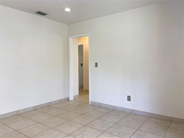 7306 KINGSBURY CIRCLE, Tampa, FL 33610