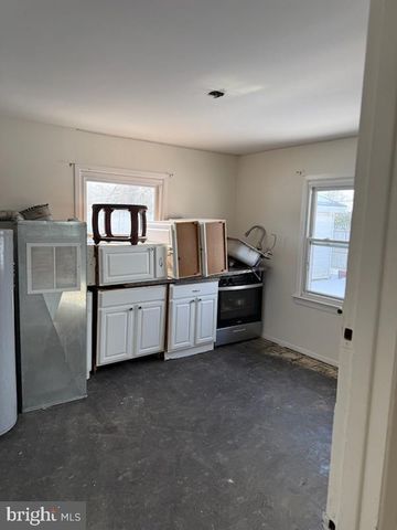 80 BROOKLAWN DR, Willingboro, NJ 08046