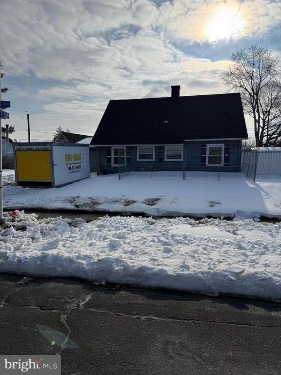 80 BROOKLAWN DR, Willingboro, NJ 08046