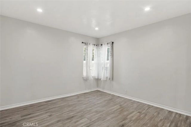 1527 N Avon, Burbank, CA 91505
