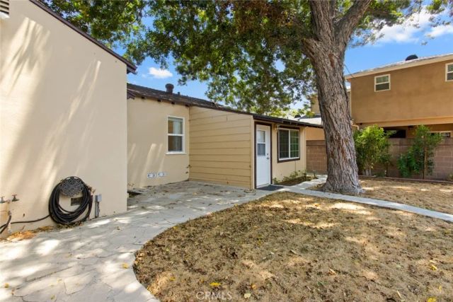 1527 N Avon, Burbank, CA 91505