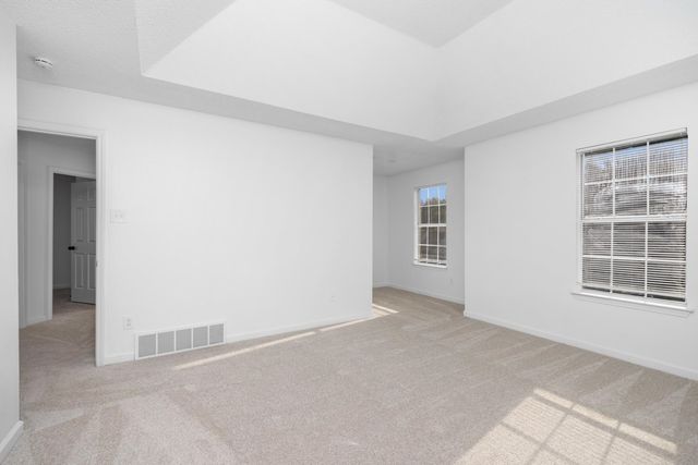 265 OAKSEDGE DR, Oakland, TN 38060
