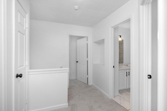 265 OAKSEDGE DR, Oakland, TN 38060
