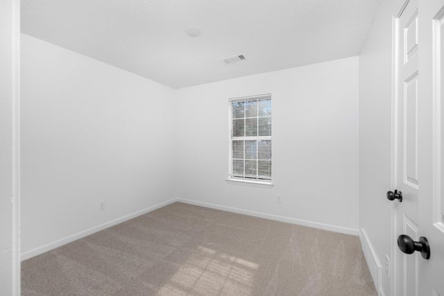 265 OAKSEDGE DR, Oakland, TN 38060