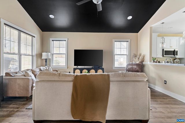 138 FOREST RIDGE LN, Scottsville, VA 24590