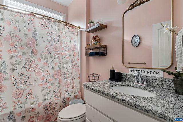 138 FOREST RIDGE LN, Scottsville, VA 24590