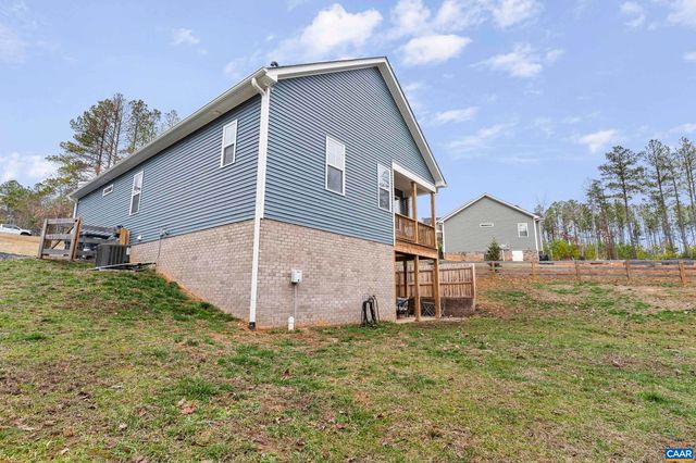 138 FOREST RIDGE LN, Scottsville, VA 24590