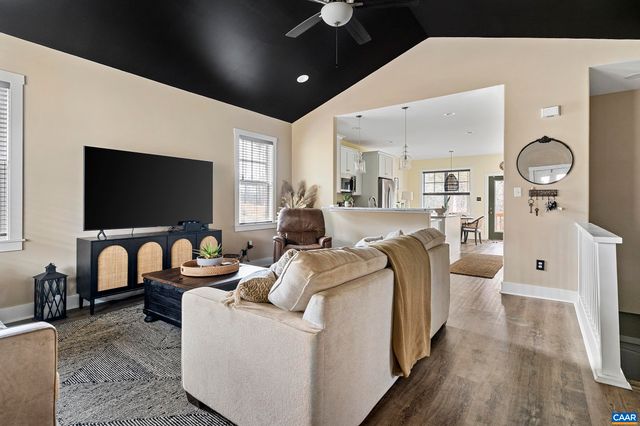 138 FOREST RIDGE LN, Scottsville, VA 24590