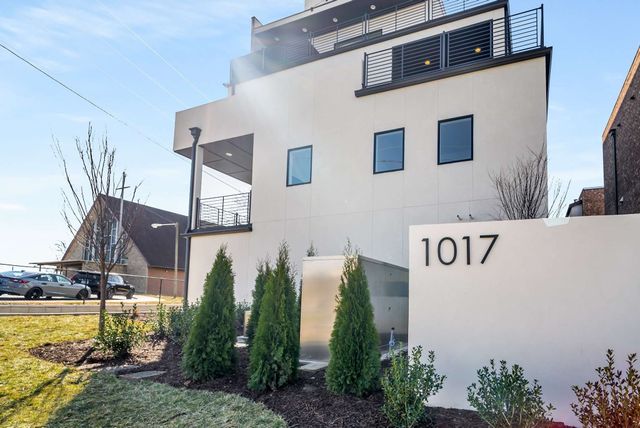 1017 12th Ave, S, Nashville, TN 37203