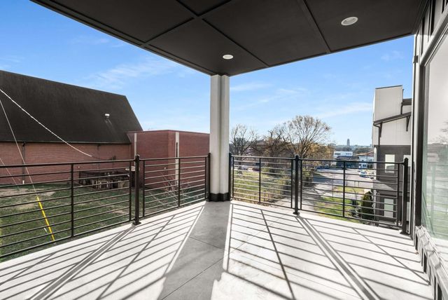 1017 12th Ave, S, Nashville, TN 37203