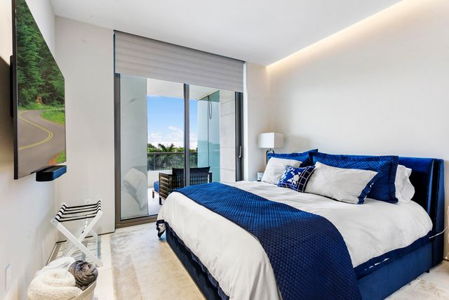 200 Arkona Court 402, West Palm Beach, FL 33401