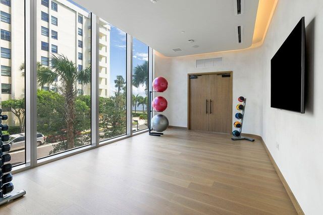 200 Arkona Court 402, West Palm Beach, FL 33401