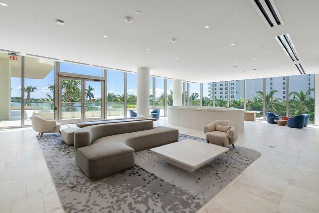 200 Arkona Court 402, West Palm Beach, FL 33401