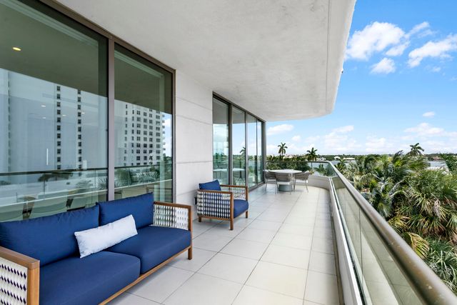 200 Arkona Court 402, West Palm Beach, FL 33401