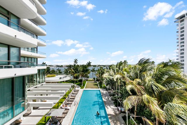200 Arkona Court 402, West Palm Beach, FL 33401