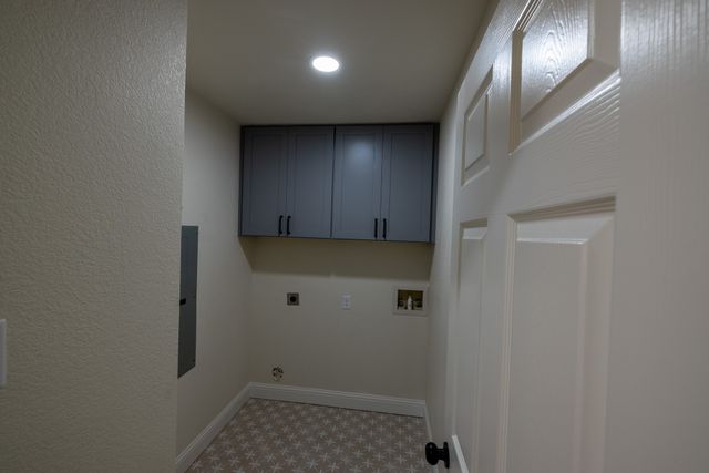 612 Aqua Vista Drive, Granbury, TX 76049