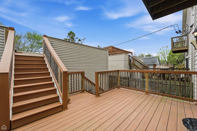 5150 W WINNEMAC Avenue, Chicago, IL 60630